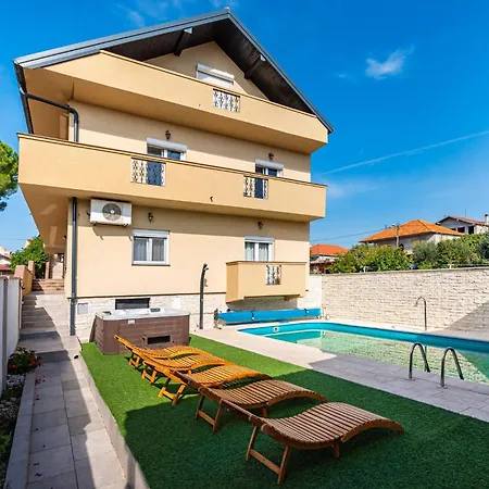 Villa Yes Peace Zadar